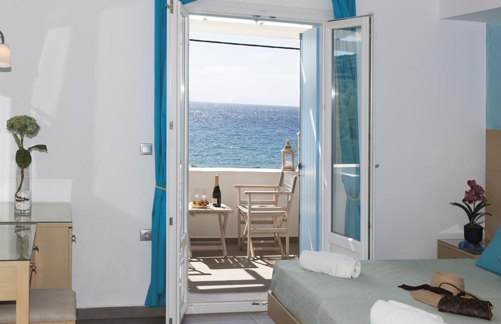 Blue Harmony Hotel Kini Exterior photo